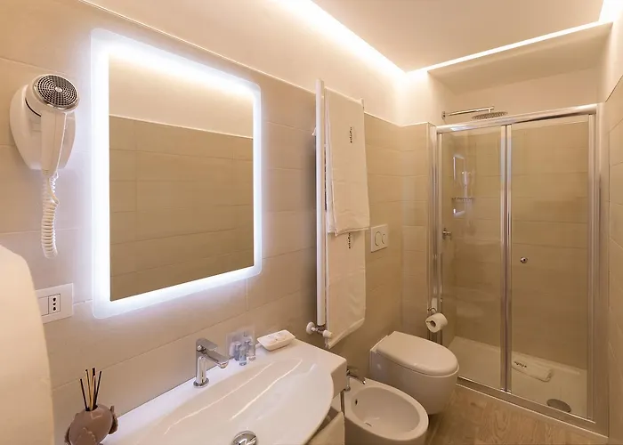 לינה וארוחת בוקר Agape 4*